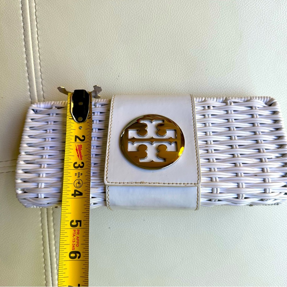 Tory Burch White Rattan Clutch with silver accents - Picture 11 of 12